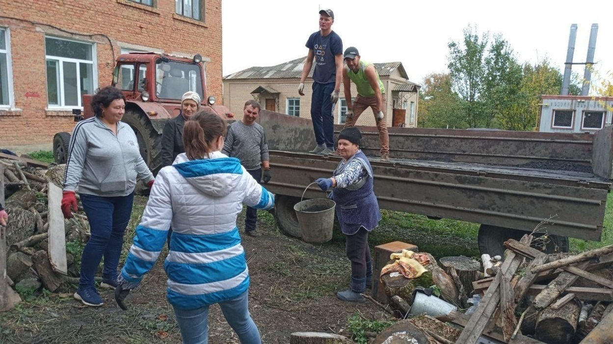  Для учнів Підлісноолексинецької гімназії освітяни власноруч облаштували додаткове укриття у приміщенні старої котельні.