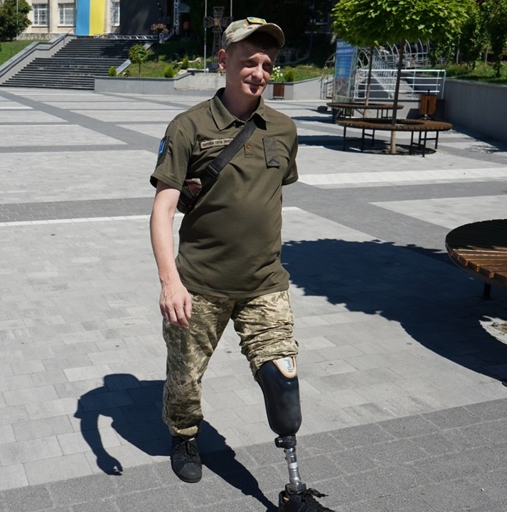 З протезом Іван уже третій місяць і, каже, що відчуває себе, як у своїй тарілці.