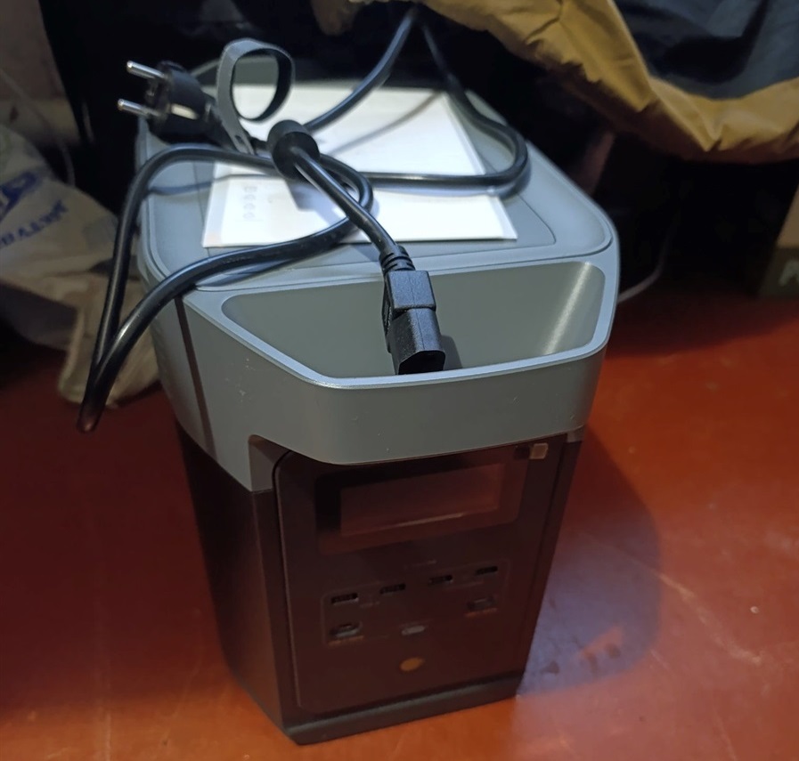 Саме такі зарядні станції EcoFlow Delta 2 планують придбати за кошти збору.