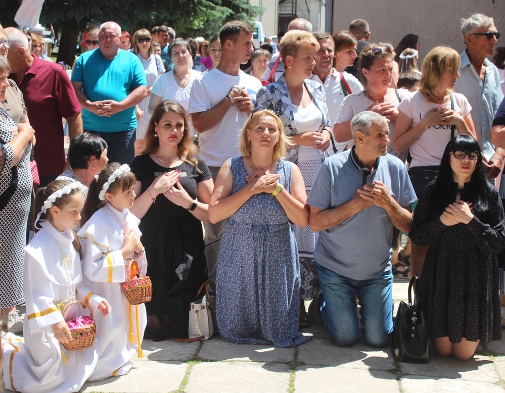 До городоцького храму Святого Станіслава з’їжджаються сотні паломників.