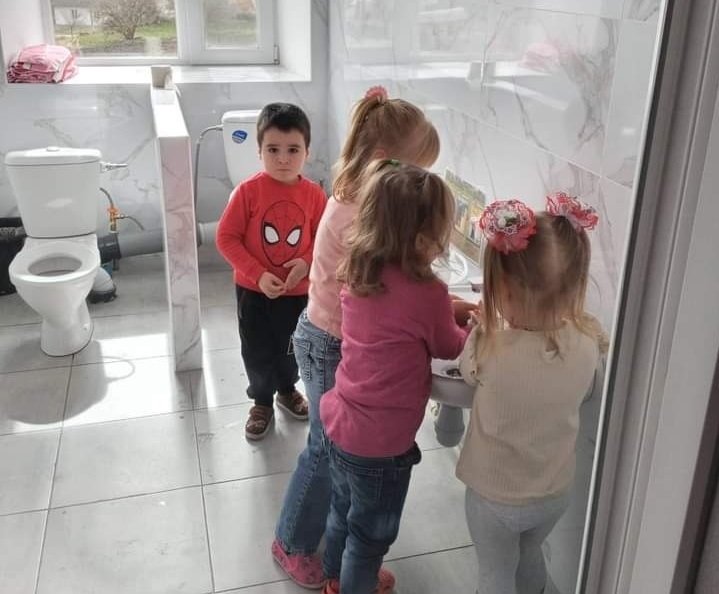 новий санвузол у садочку
