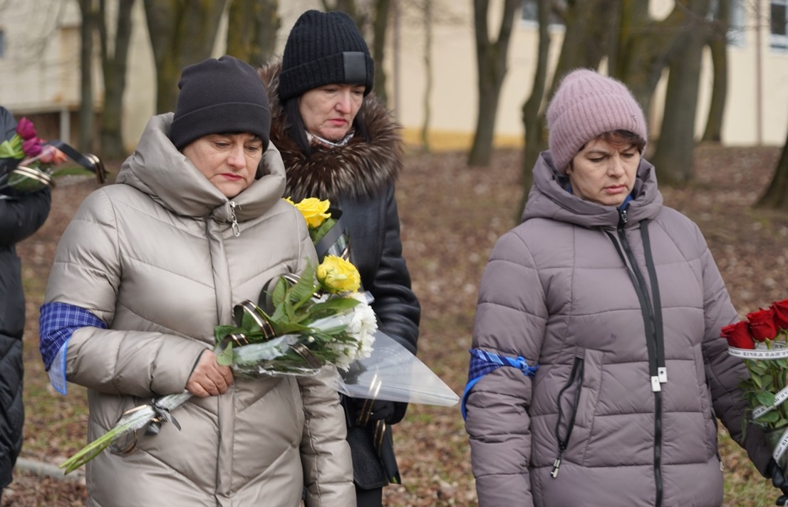 Однокласниці Володимира Рикуна.