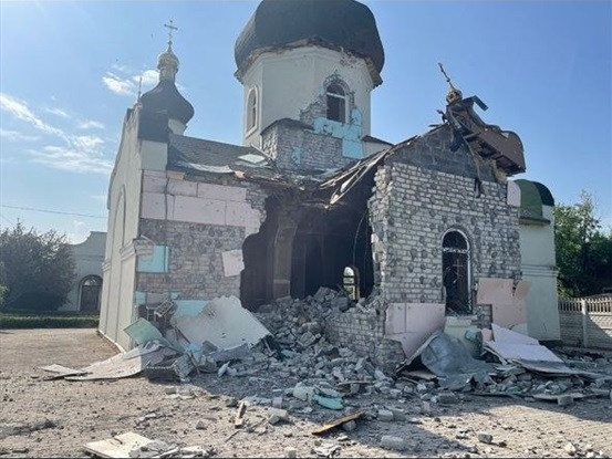 Церква у селі Ставки після окупації 