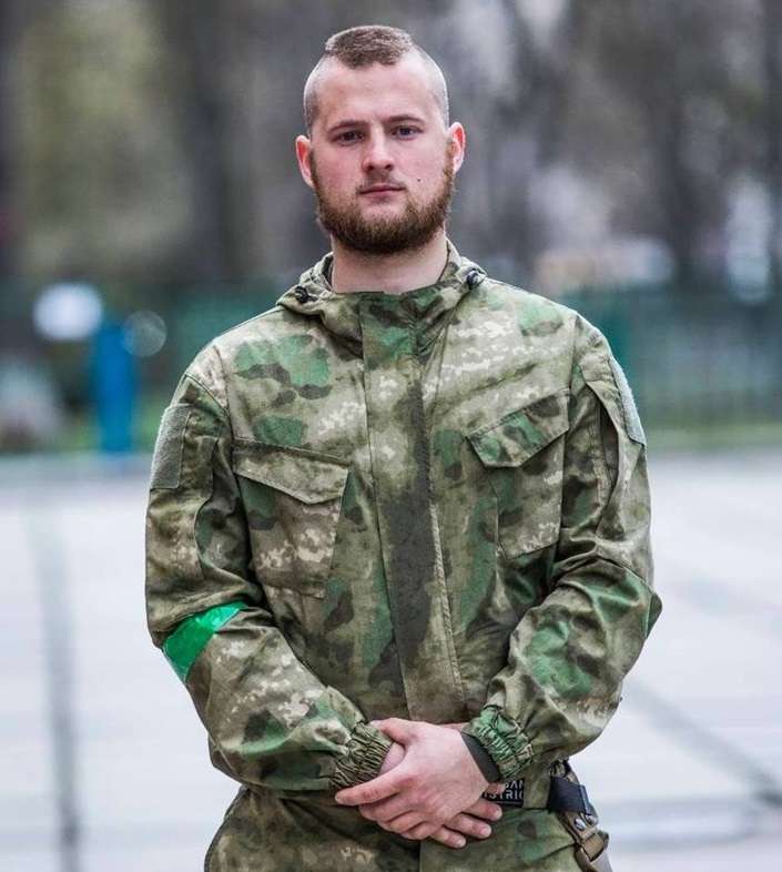 «Прометей» — боєць Національної гвардії України.