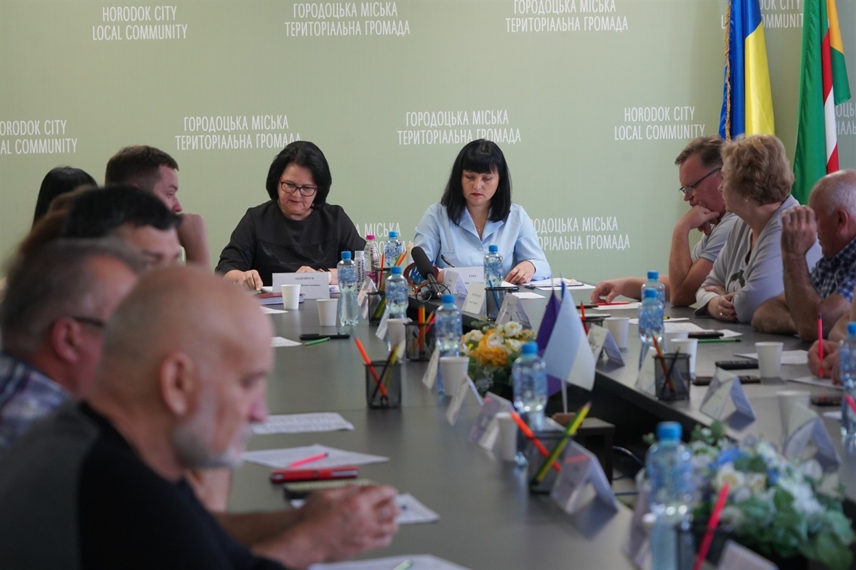 Депутатський склад Городоцької міськради на чолі із Неонілою Андрійчук