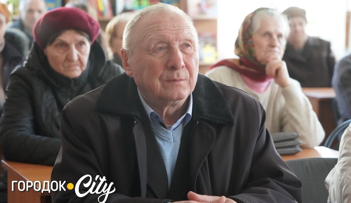 Анатолій Шелестинський.