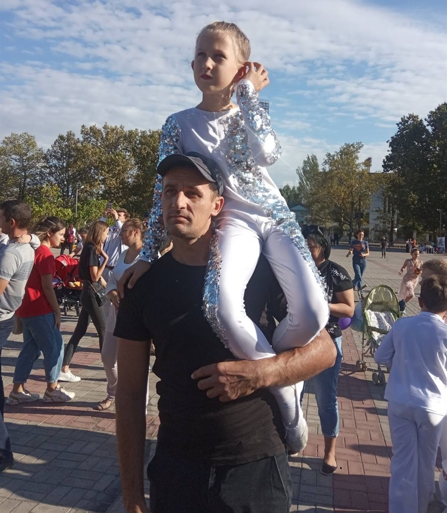 Діана з батьком у мирному Херсоні. 