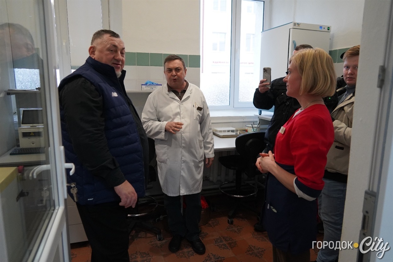 У сучасній лабораторії лікарні