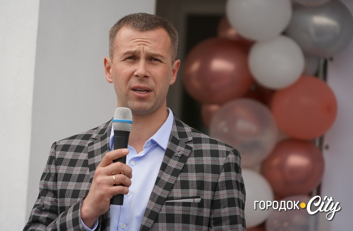 Дмитро Варшавський