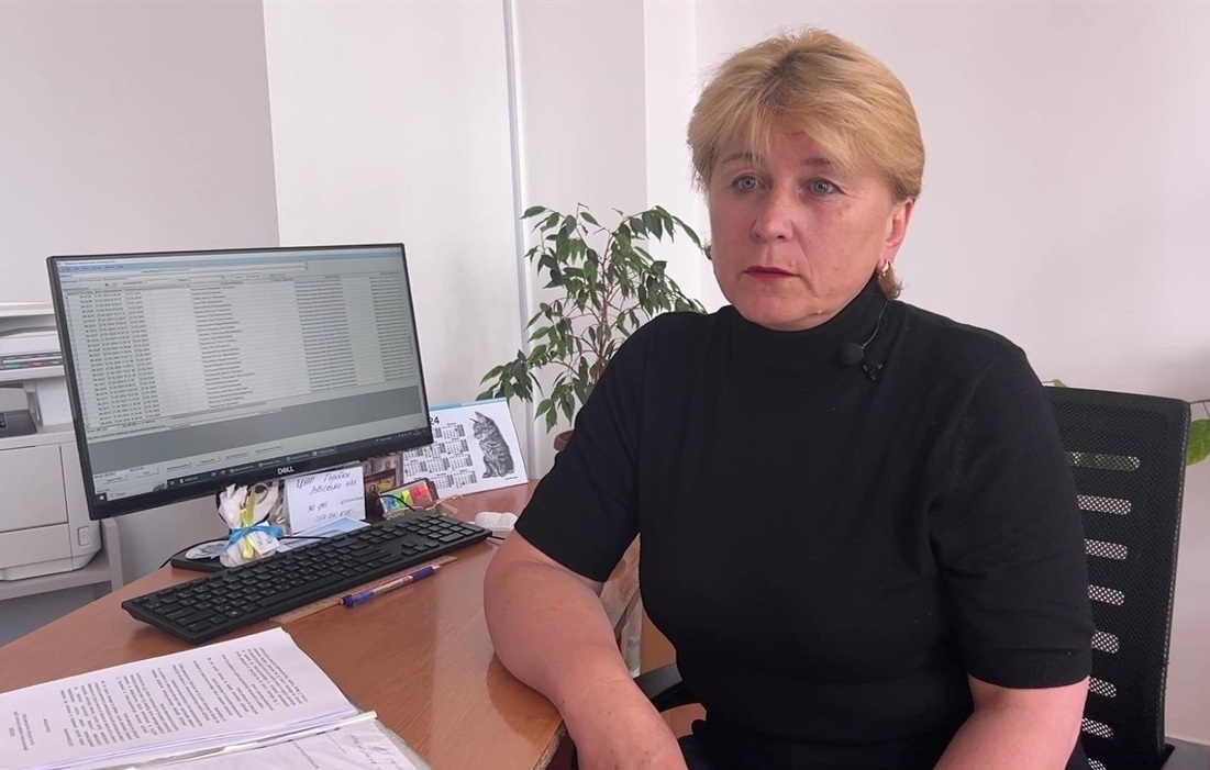 Олена Хоптинець