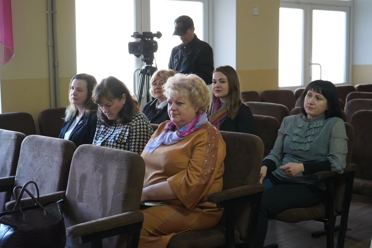 Експертна група
