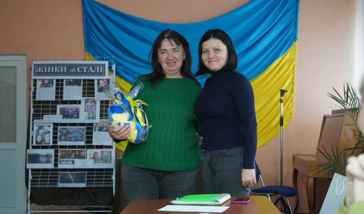 Олена Гріх разом із координаторкою проєкту Хмельницької ГО Подільський центр «Гендерна рада» Тетяною Баєвою.