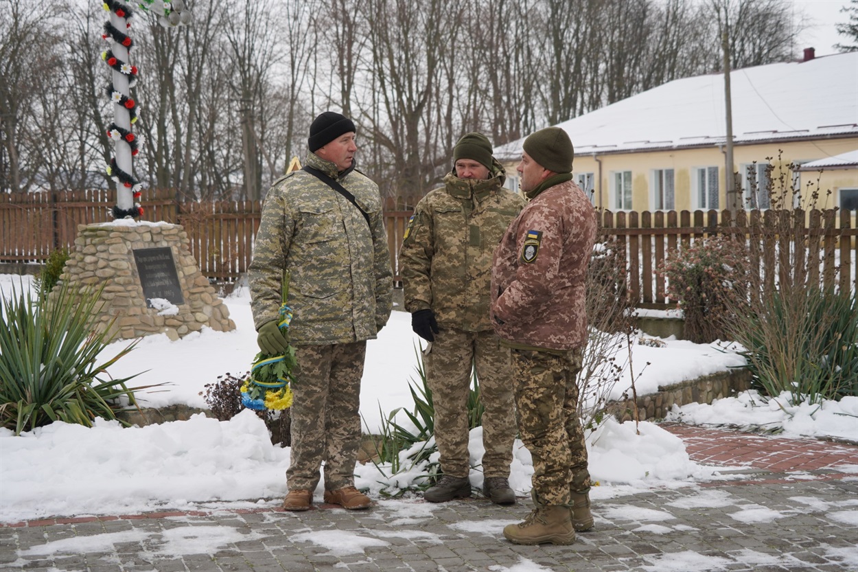 Військові, з якими Олександр служив у Ярмолинцях.