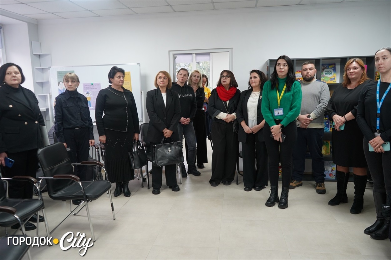 Представники благодійних фондів завітали у Городок 8 листопада