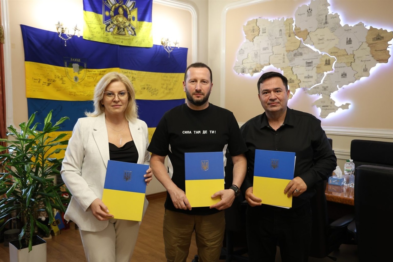 Підписанти Меморандуму про співпрацю.