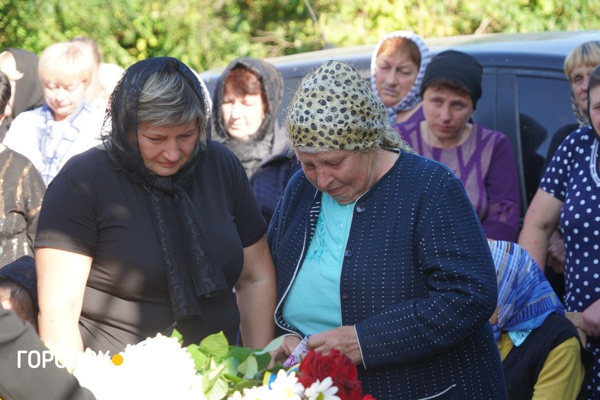 Загинув, захищаючи Батьківщину. У Великій Яромирці попрощалися із Героєм Сергієм Пігуновим