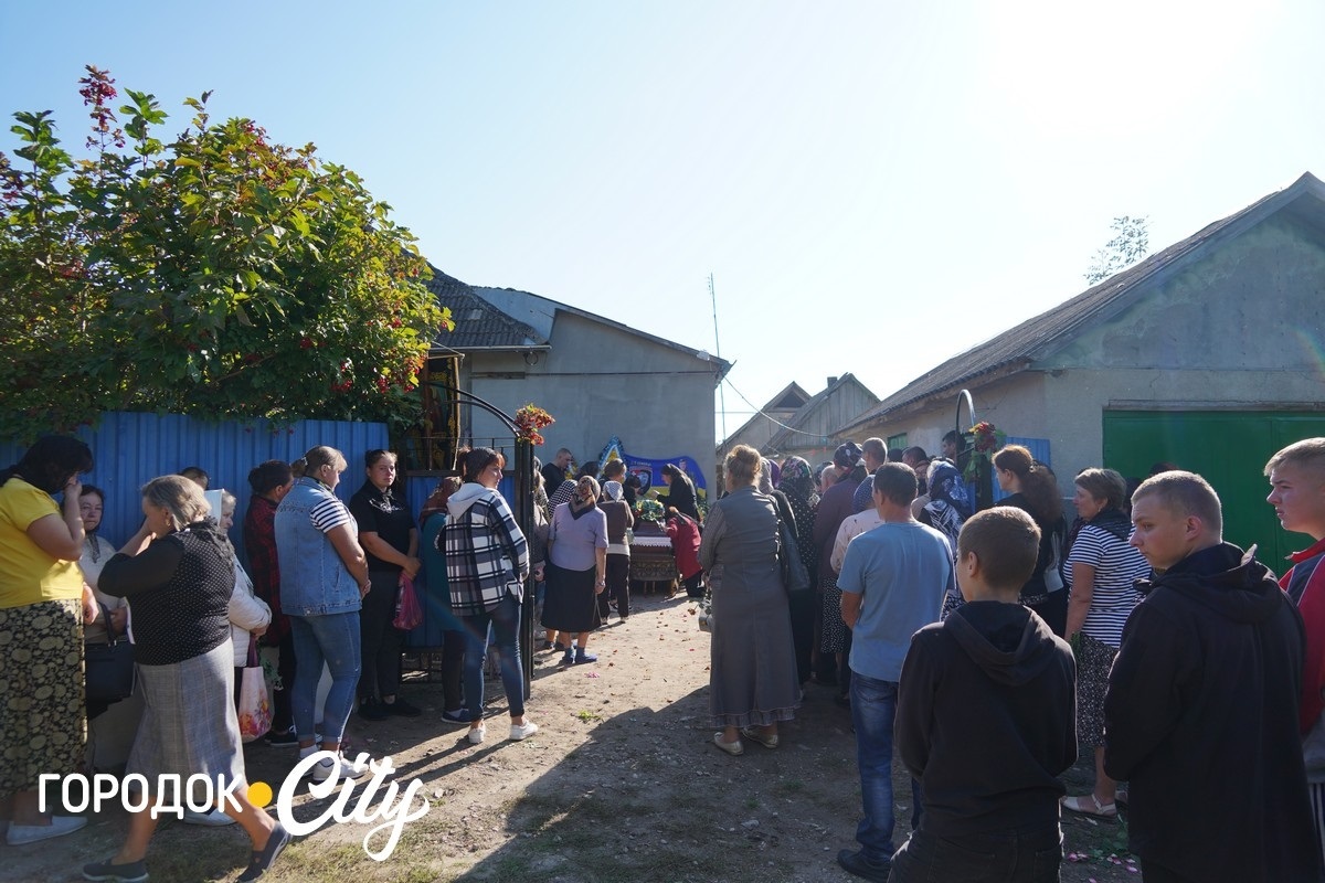 Загинув, захищаючи Батьківщину. У Великій Яромирці попрощалися із Героєм Сергієм Пігуновим