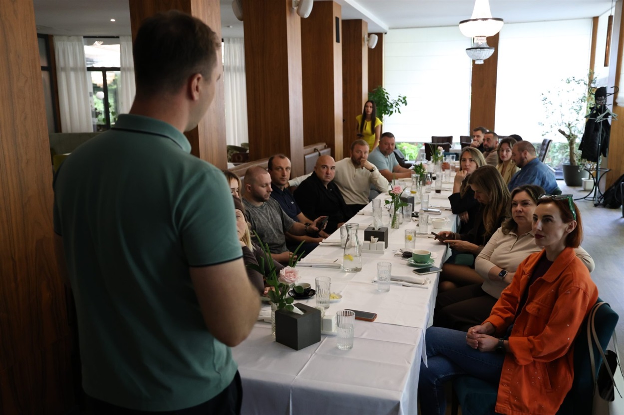 Зустріч представників бізнесу з заступником начальника Хмельницької ОВА.