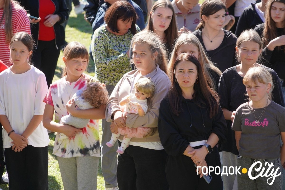 «Єднаймося, браття». У Городоцькому ліцеї №1 відзначили Міжнародний день туризму