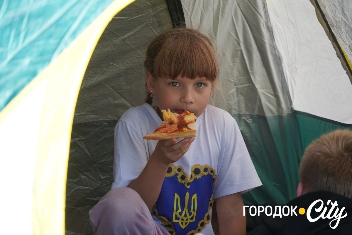 «Єднаймося, браття». У Городоцькому ліцеї №1 відзначили Міжнародний день туризму
