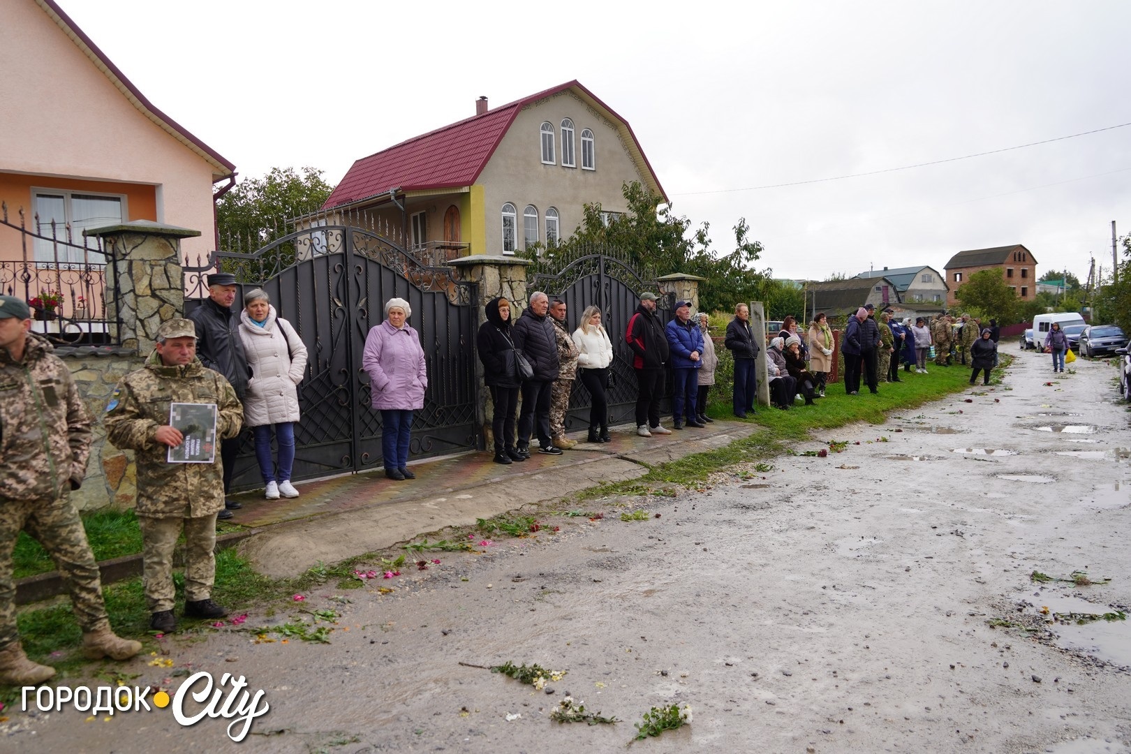 На Городоччині попрощалися із «Батею» — Героєм Богданом Моцним