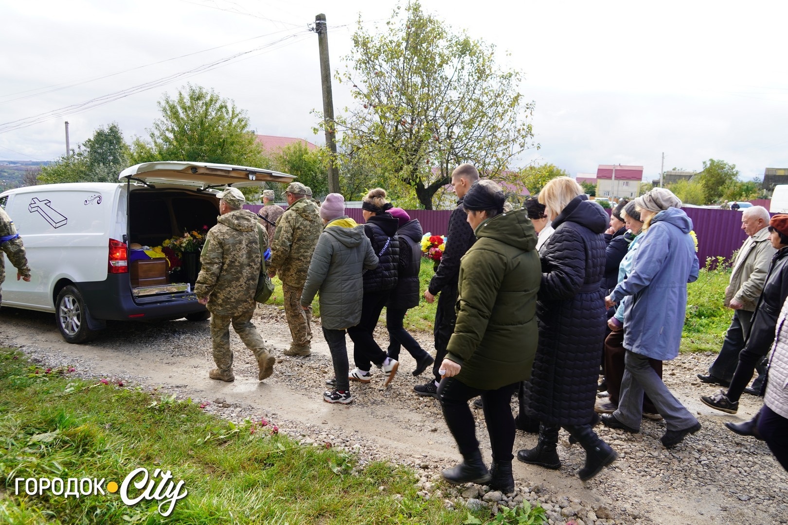 Донька загиблого воїна Богдана Моцного з Городка просить присвоїти батькові звання Героя України