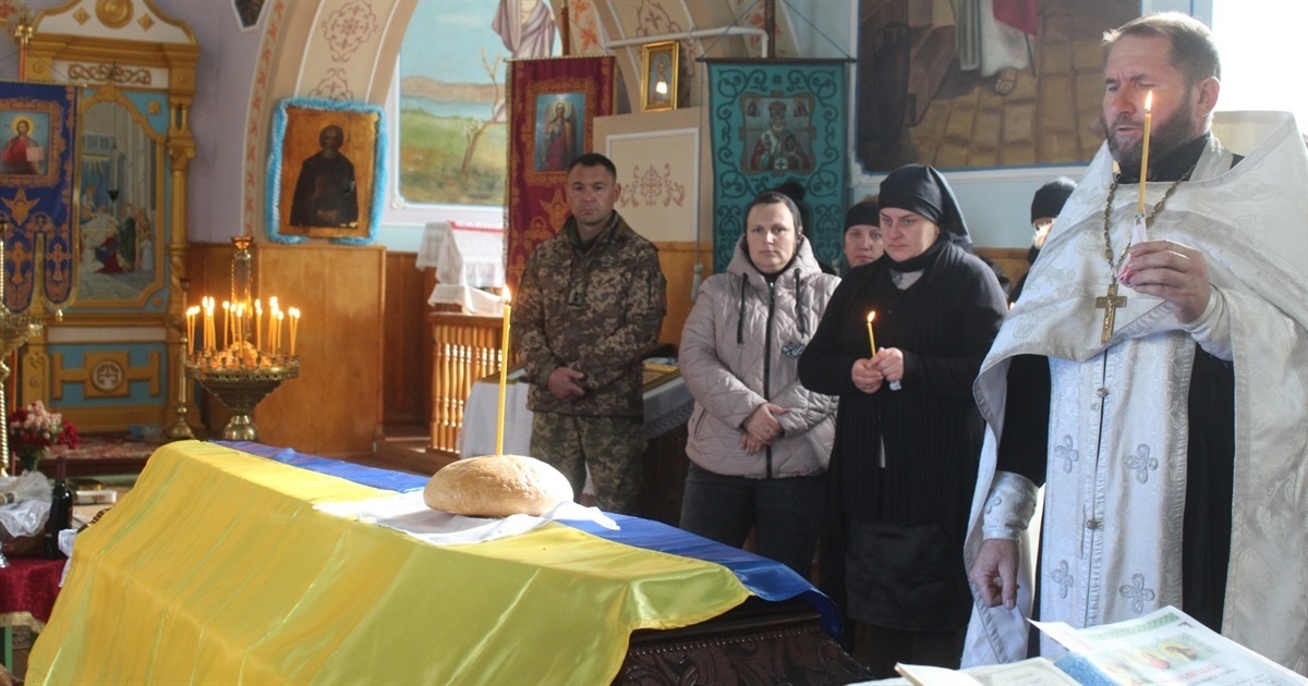 У Городку вшанували пам'ять загиблих захисників Павла Даця та Олександра Сельського