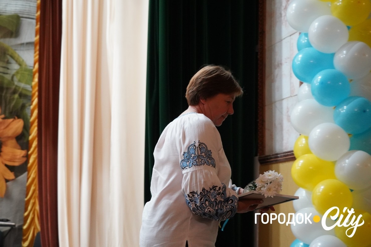 «Освітянський Собор 2025». У Городку привітали педагогів із Днем вчителя