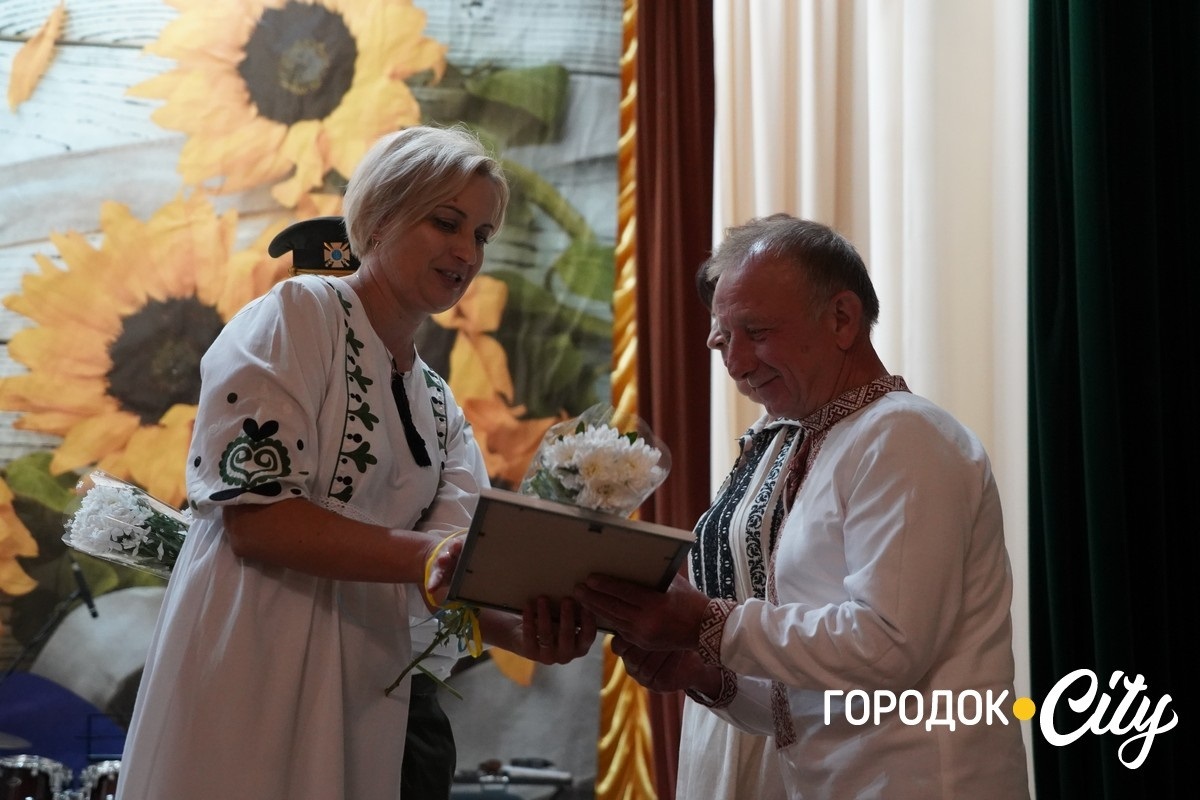 «Освітянський Собор 2025». У Городку привітали педагогів із Днем вчителя