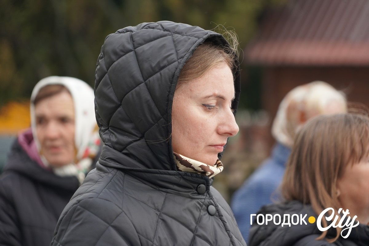 «Зниклі безвісти — не означає забуті». Городоччанки вперше відвідали обмін військовополоненими