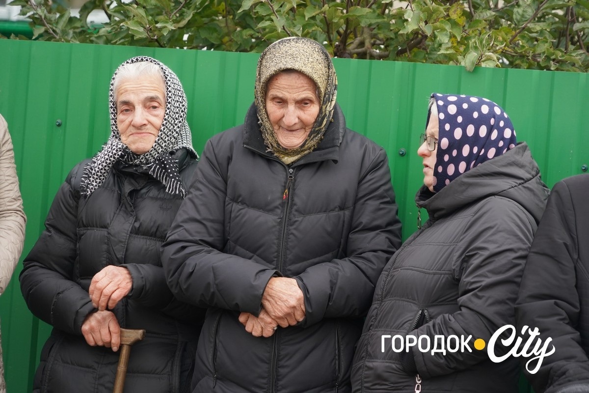 Вважався зниклим безвісти та повернувся «на щиті». У Городку попрощалися з воїном Богданом Бурликом