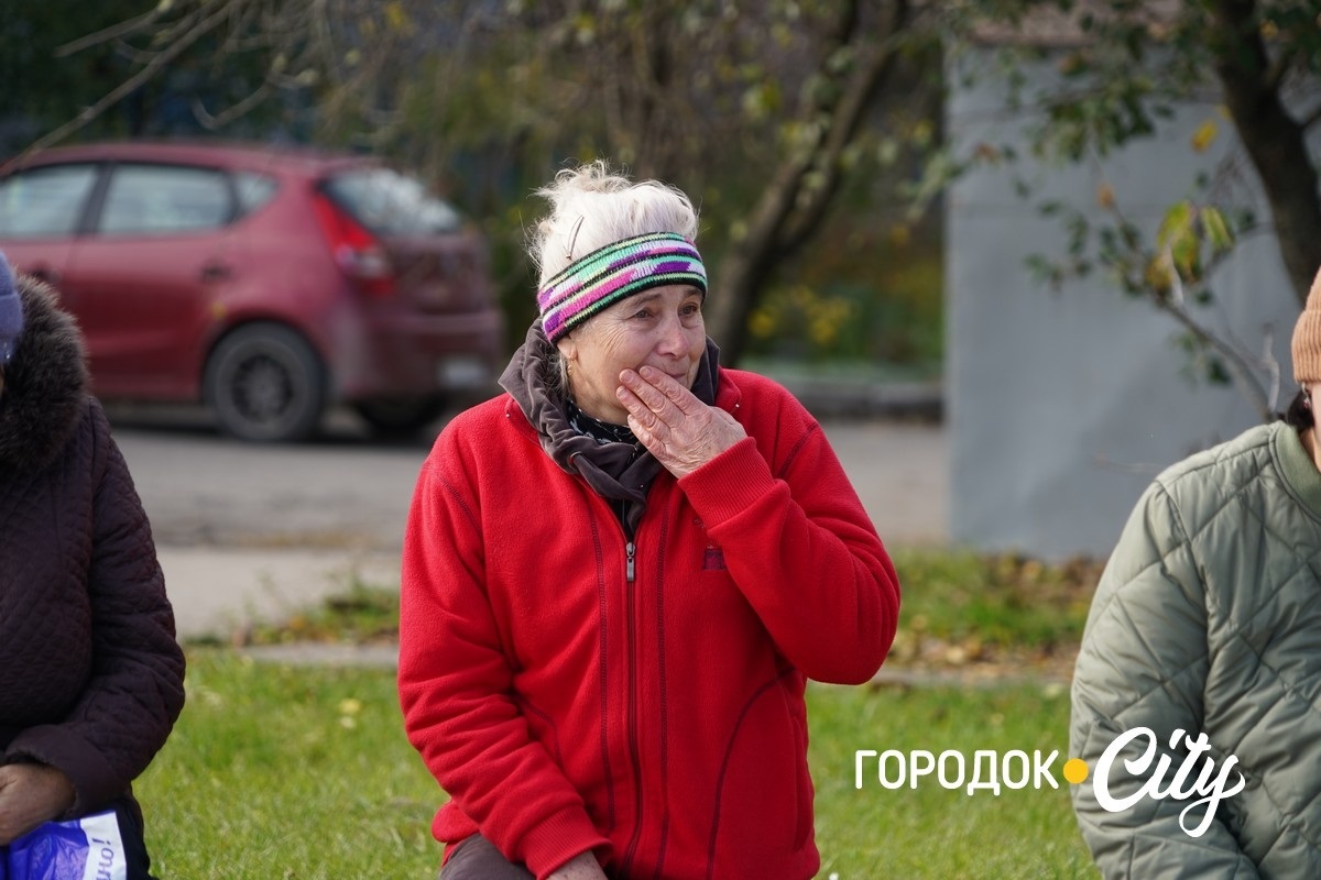 Вважався зниклим безвісти та повернувся «на щиті». У Городку попрощалися з воїном Богданом Бурликом