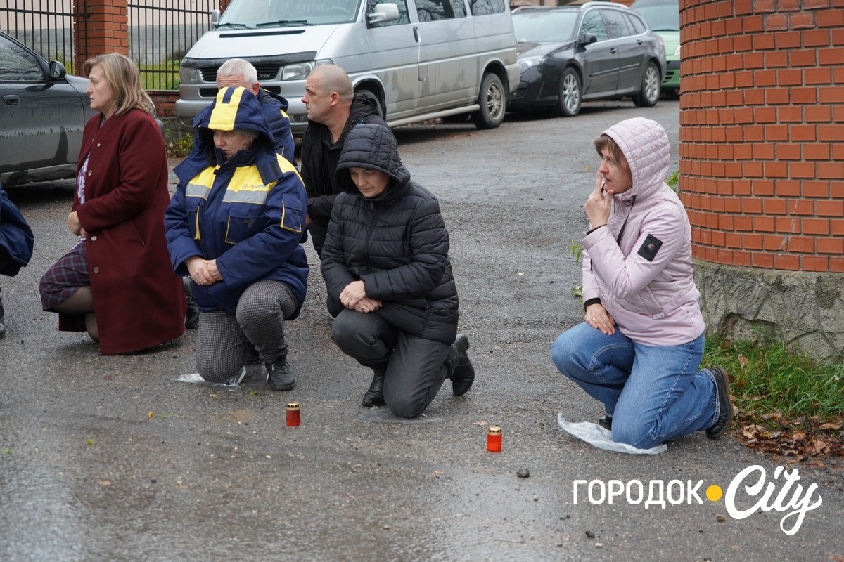 Рік вважався зниклим безвісти. У Городку попрощалися із загиблим Героєм Олександром Дідуром