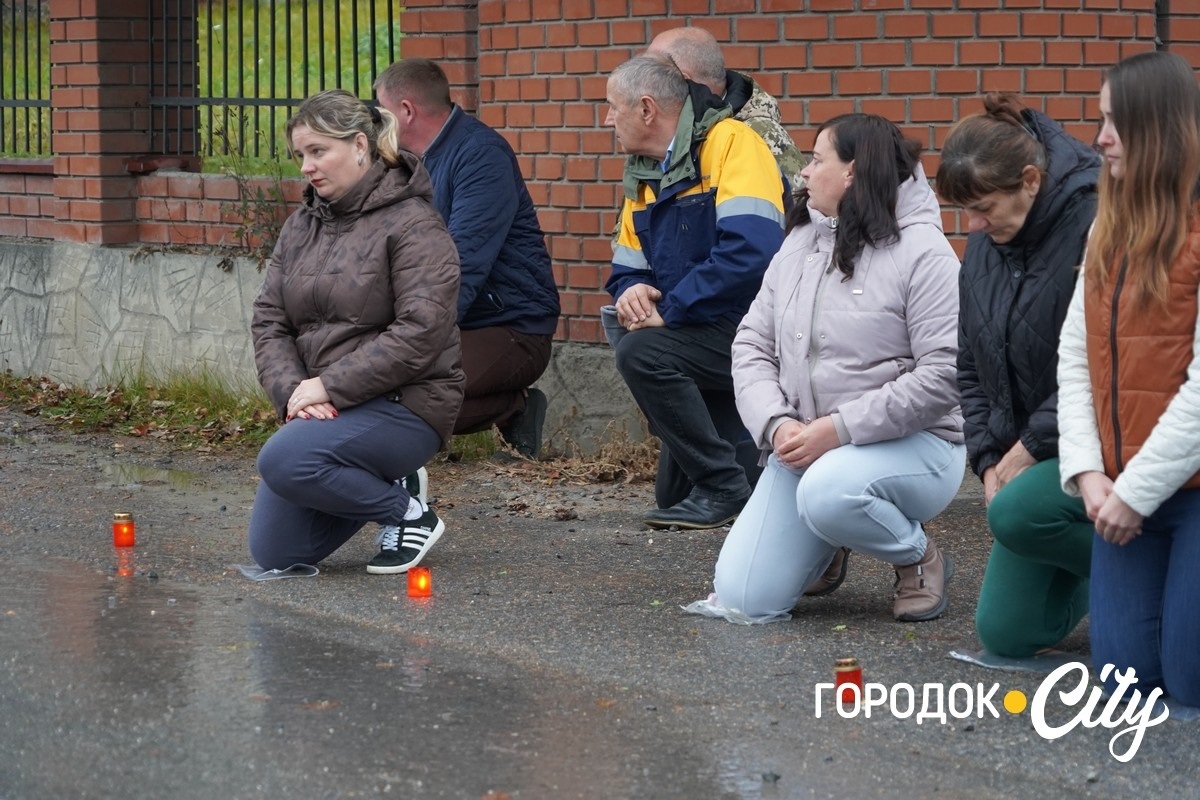 Рік вважався зниклим безвісти. У Городку попрощалися із загиблим Героєм Олександром Дідуром