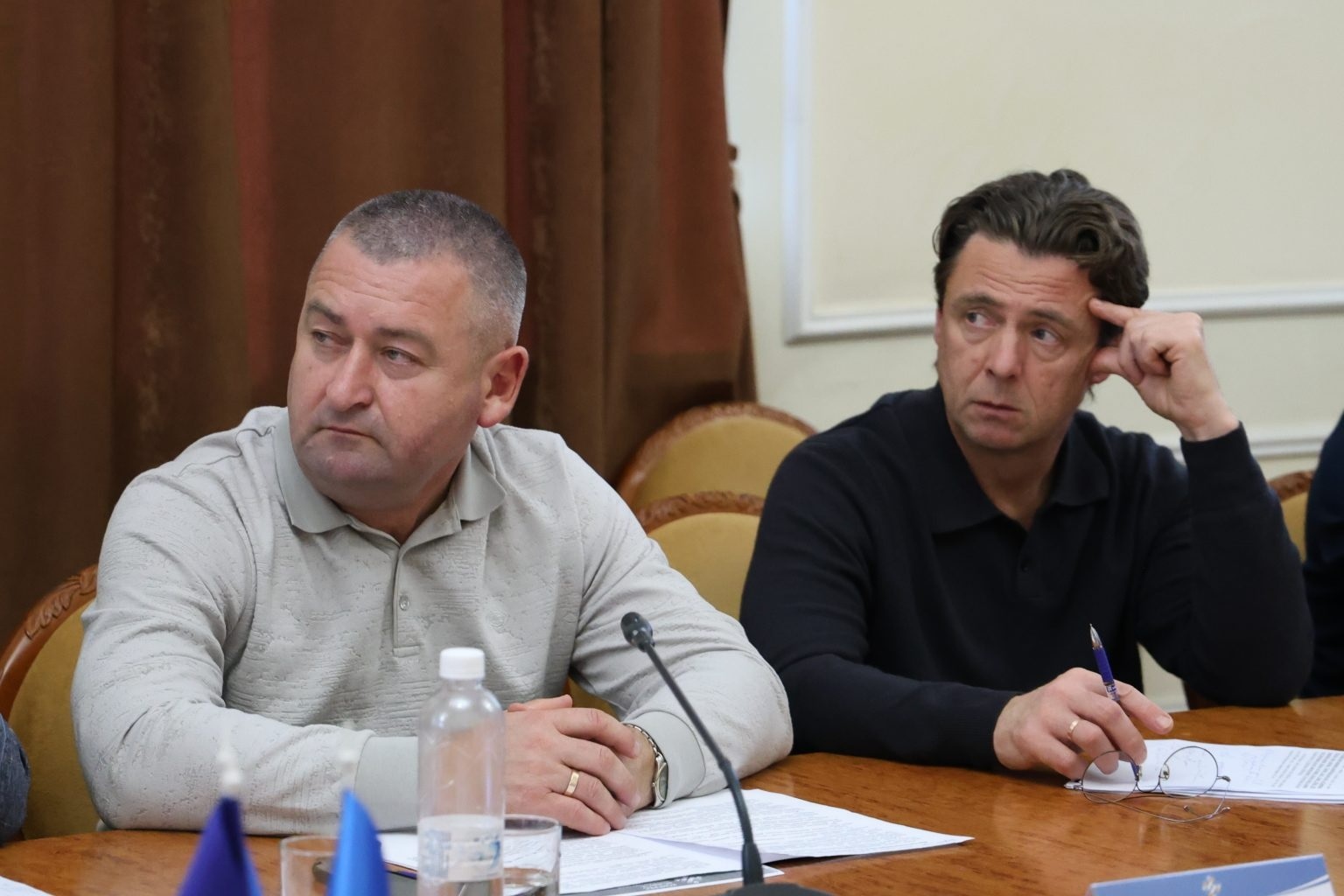 Засідання Конгресу влад Хмельниччини: обговорили реєстр збитків, ЗСУ та реформу інтернатів