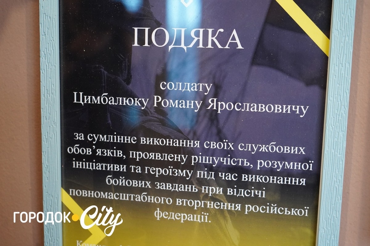 Він прийняв себе таким, яким є і відмовився жити в США. Як Роман Цимбалюк надихає ветеранів у TikTok
