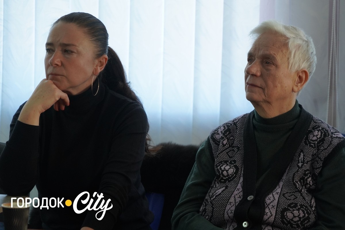 У Городку на презентації нового випуску альманаху «Медобори» зустрілися літератори Хмельниччини