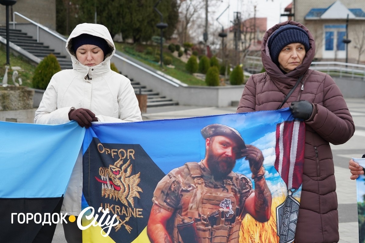 Списки зниклих городоччан переклали 4 мовами: тепер за їхнє повернення моляться навіть в Італії