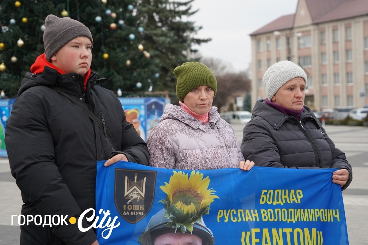Списки зниклих городоччан переклали 4 мовами: тепер за їхнє повернення моляться навіть в Італії