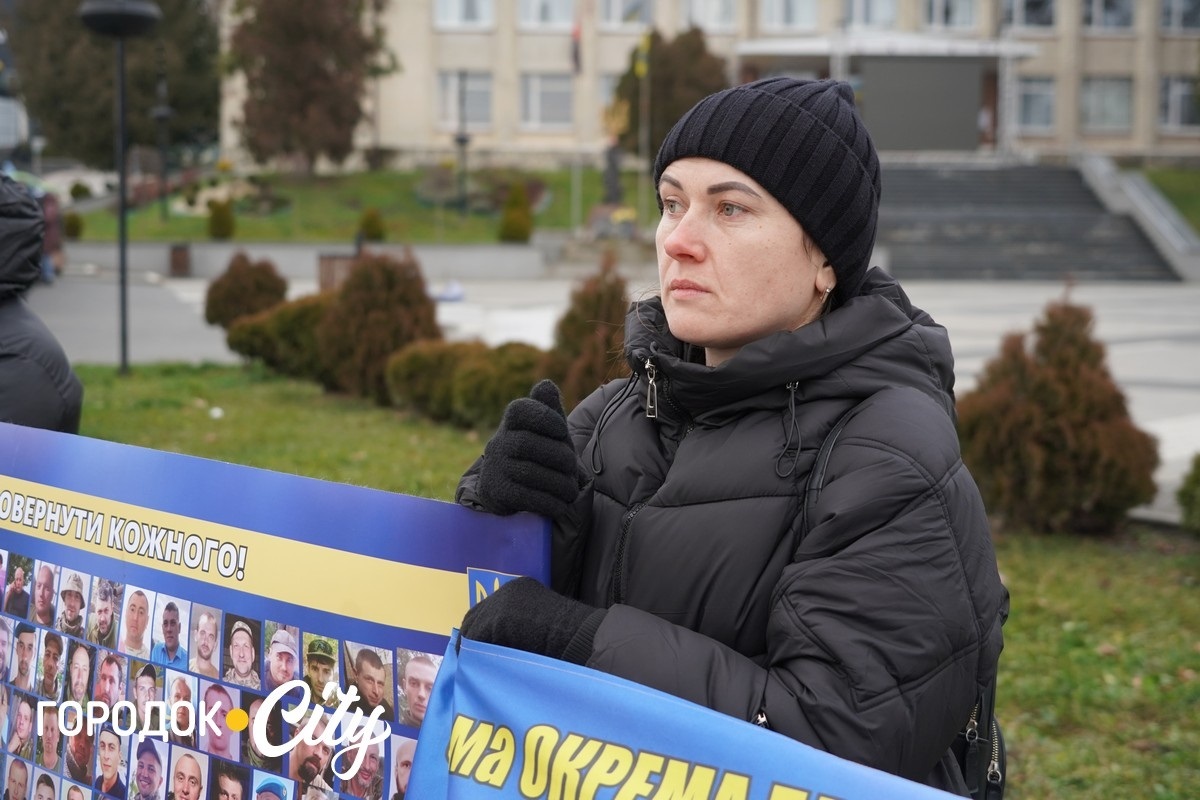 Списки зниклих городоччан переклали 4 мовами: тепер за їхнє повернення моляться навіть в Італії