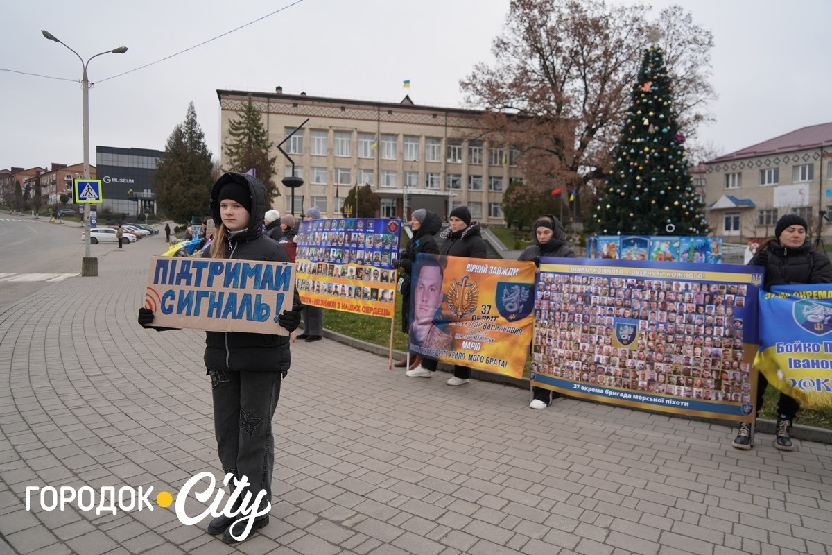 Списки зниклих городоччан переклали 4 мовами: тепер за їхнє повернення моляться навіть в Італії