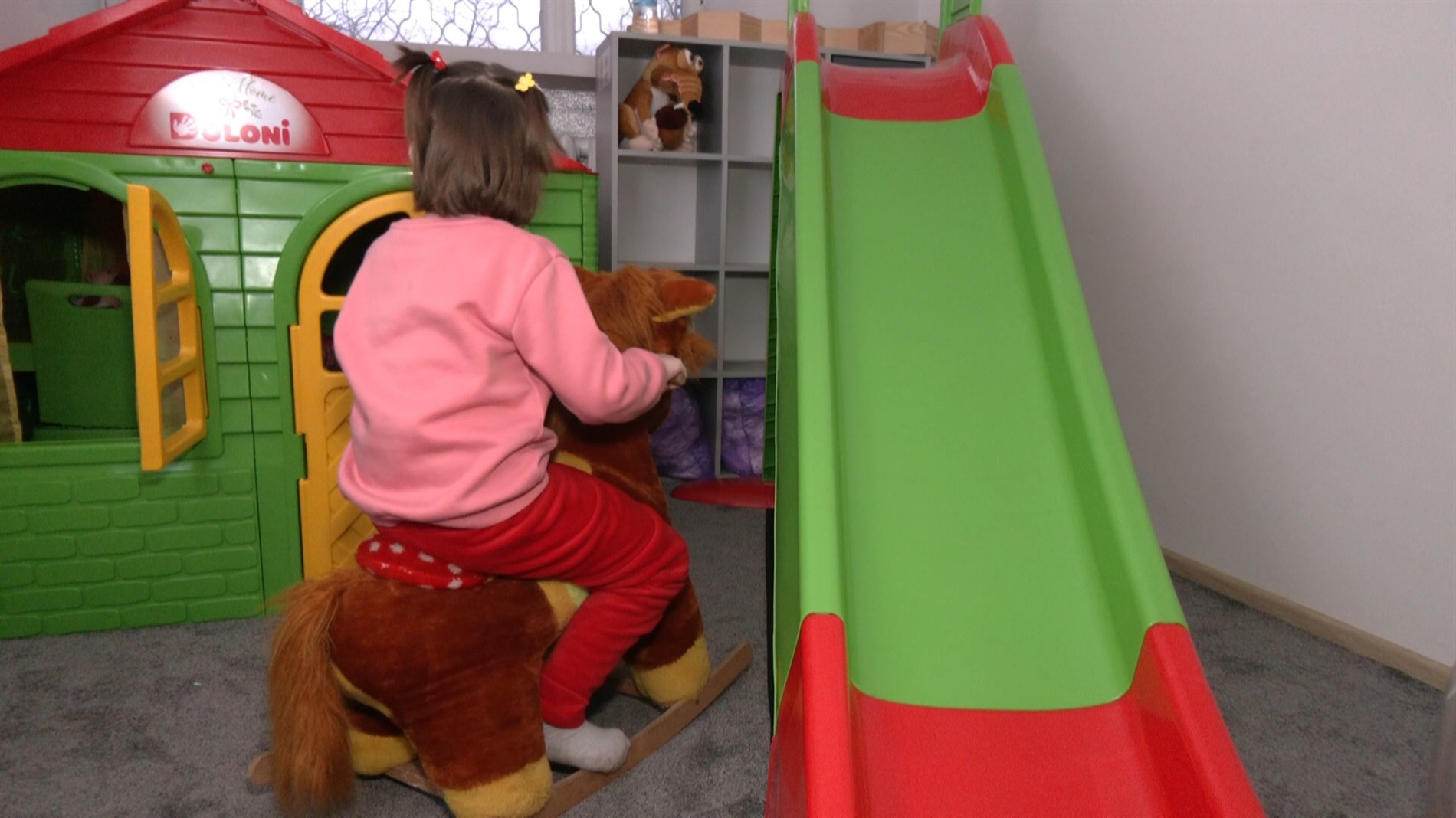 Сімейне тепло проти інтернатних стін. Як Городоцька громада впроваджує патронат