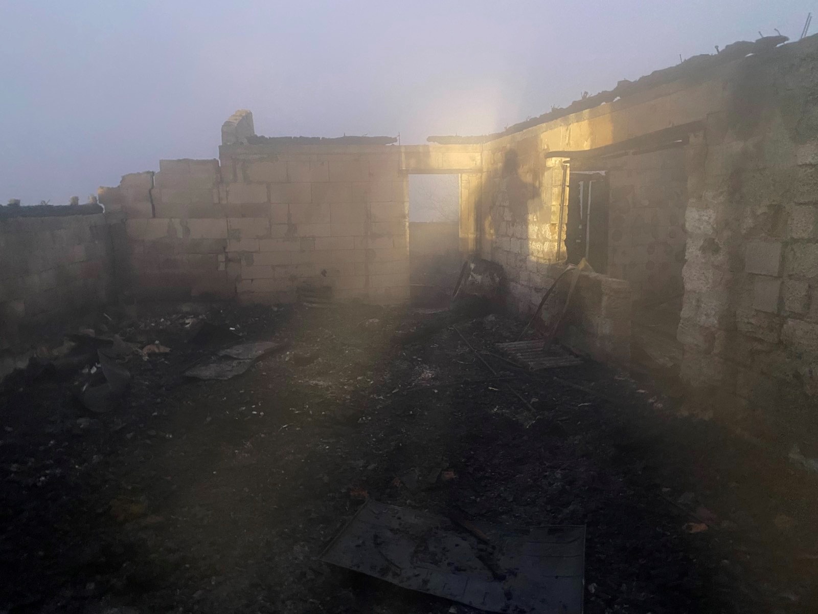 У Городку горів будинок. Пожежа спалахнула о пів на четверту ночі