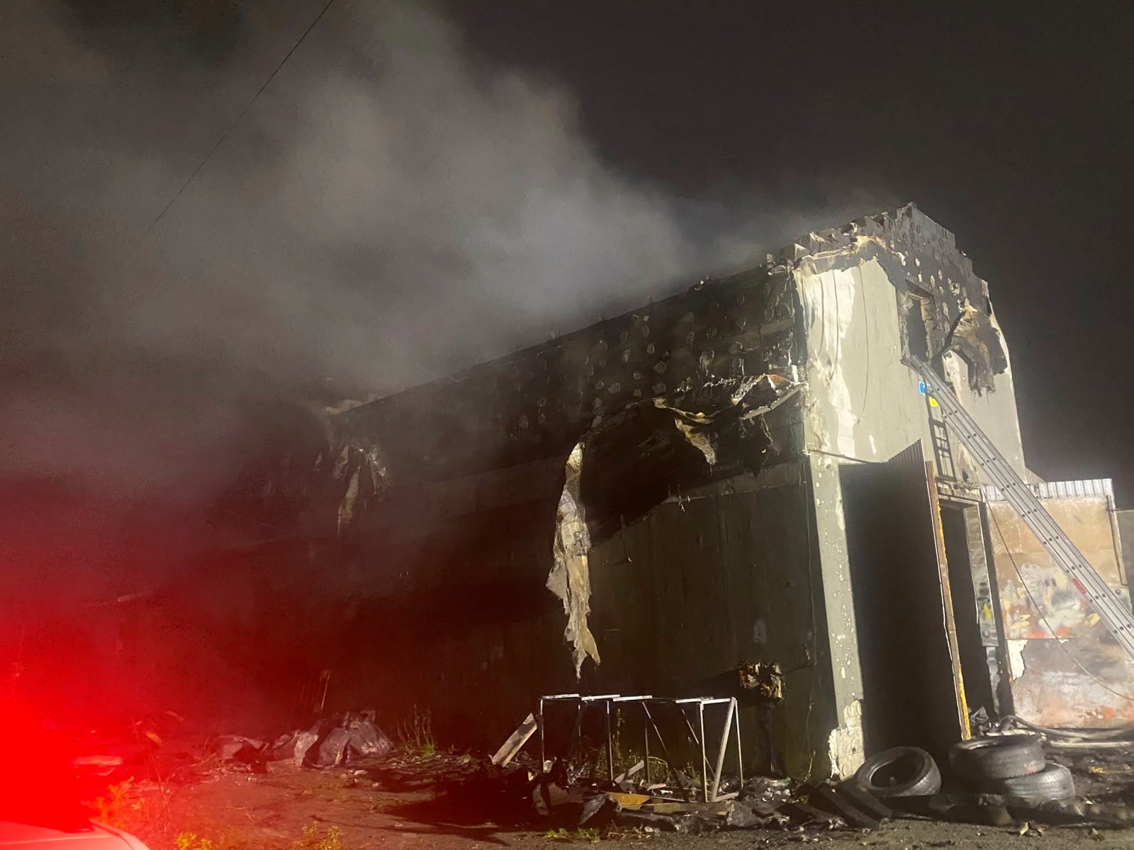 У Городку горів будинок. Пожежа спалахнула о пів на четверту ночі