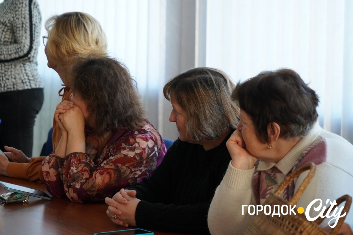 Кошики з очерету як жива пам’ять поколінь: у Городку відбувся майстер-клас зі старовинного ремесла