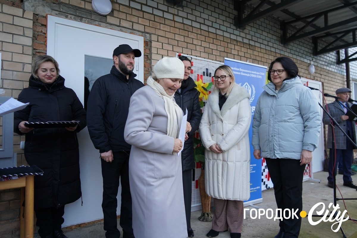 Житло для нових городоччан. У Городку 24 родини ВПО отримали ключі від нових квартир