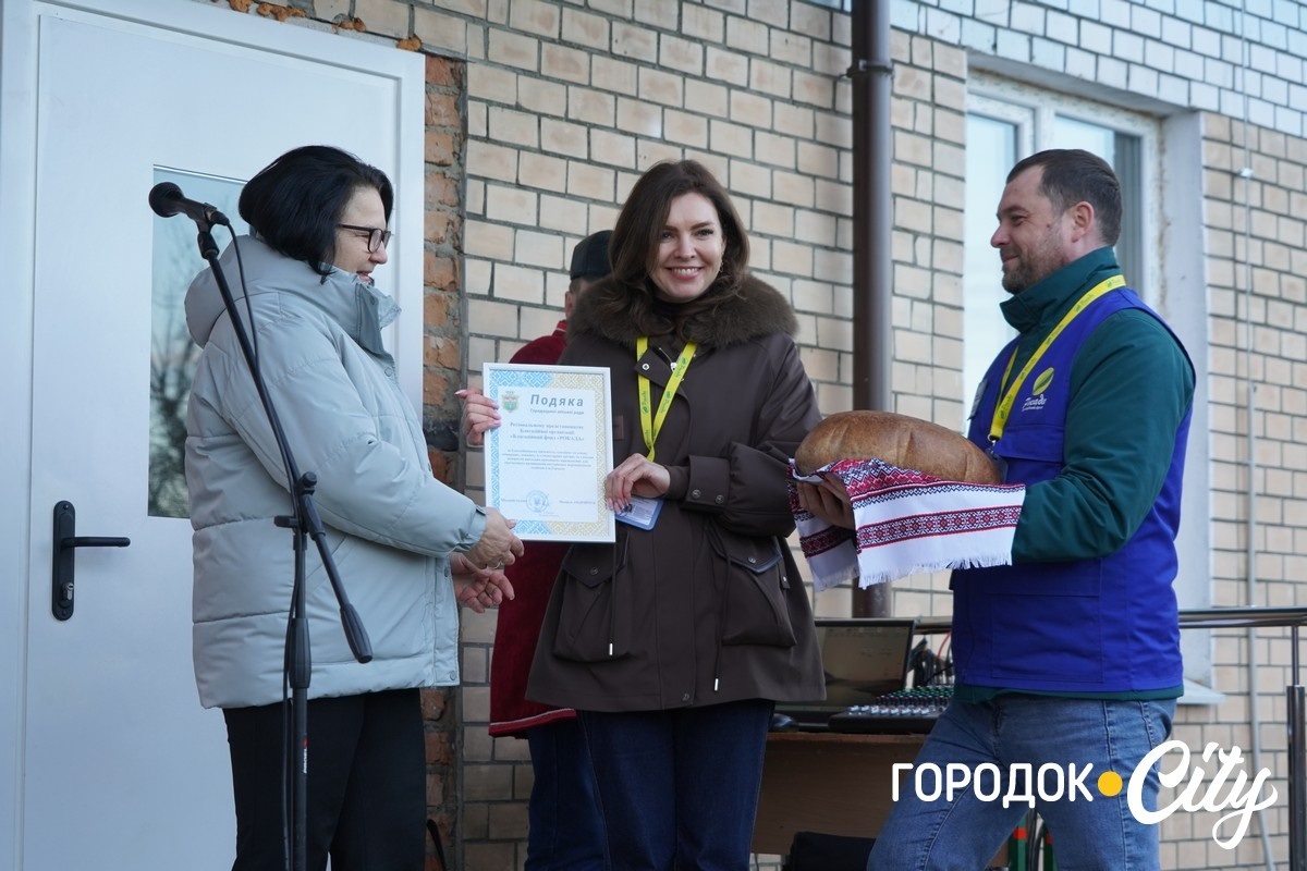 Житло для нових городоччан. У Городку 24 родини ВПО отримали ключі від нових квартир