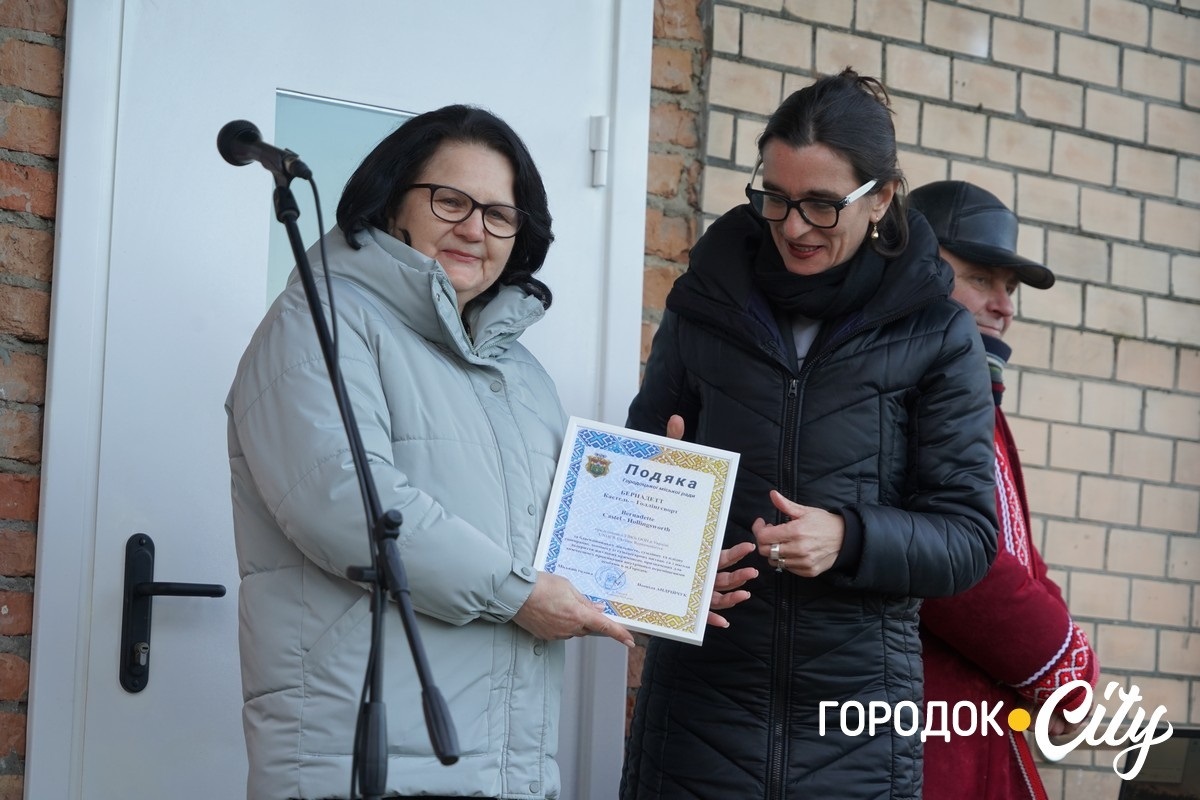 Житло для нових городоччан. У Городку 24 родини ВПО отримали ключі від нових квартир