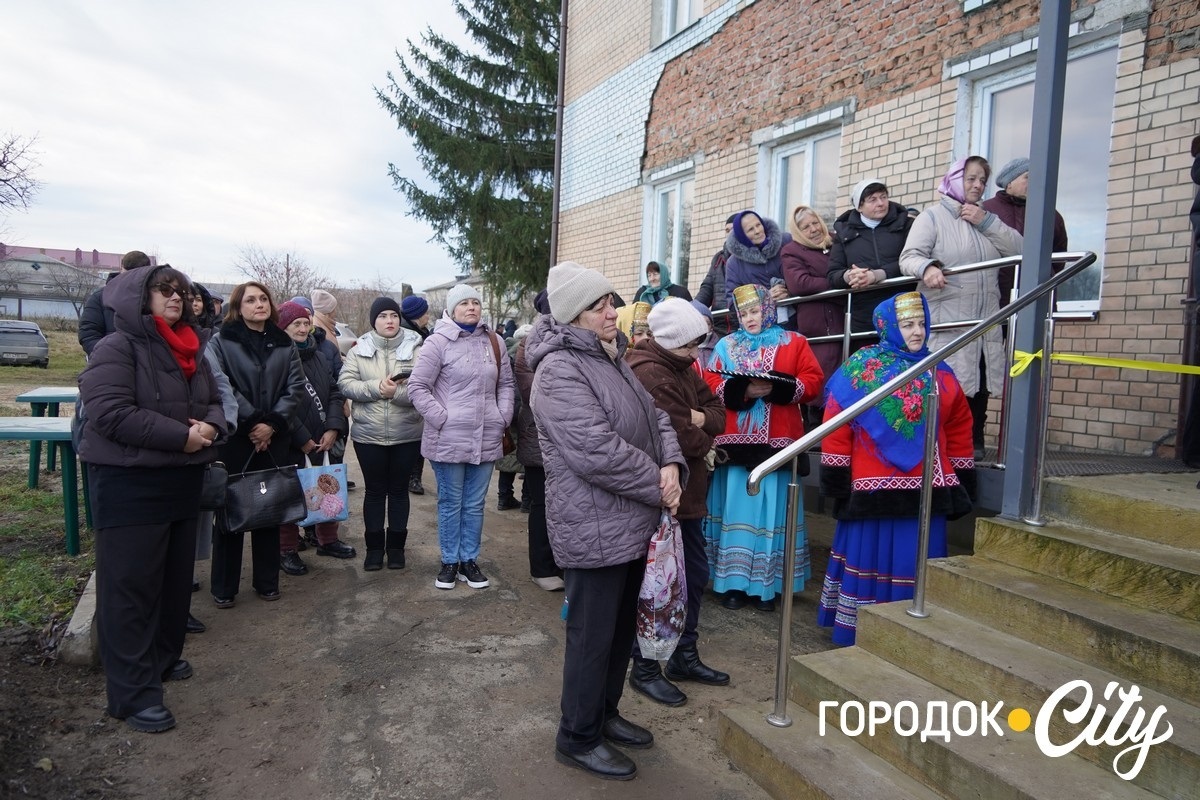 Житло для нових городоччан. У Городку 24 родини ВПО отримали ключі від нових квартир