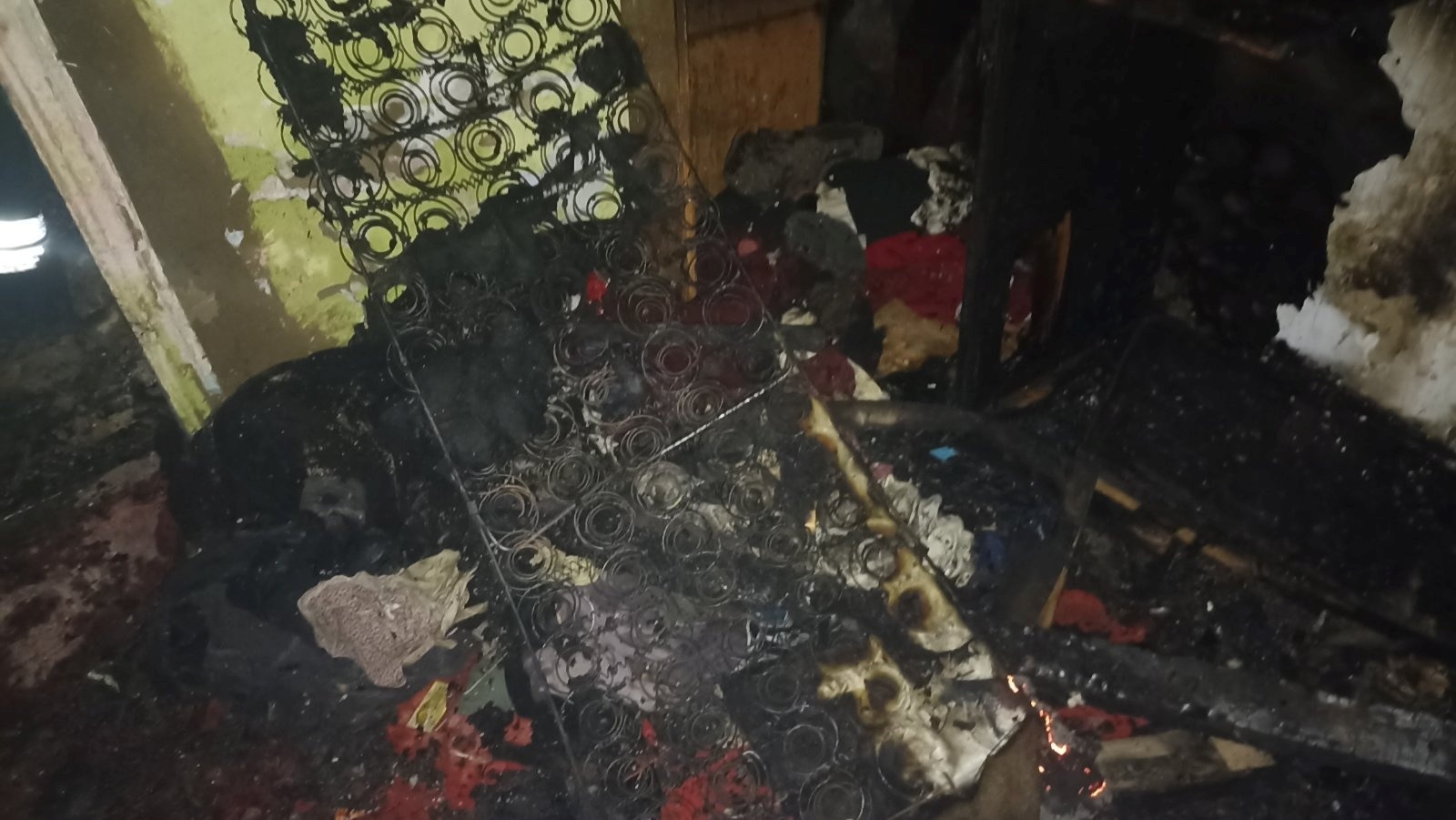 У Жищинцях горів житловий будинок: рятувальники повідомили деталі